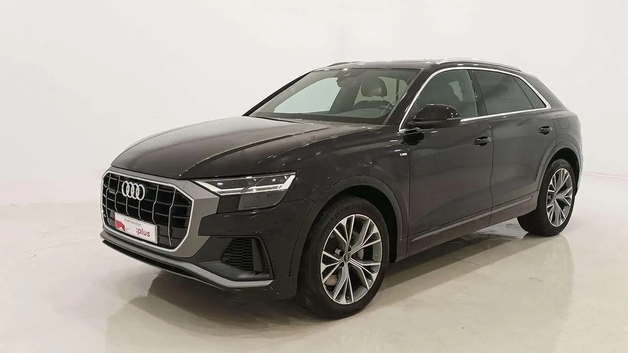 Photo 1 : Audi Q8 2021 Hybrid