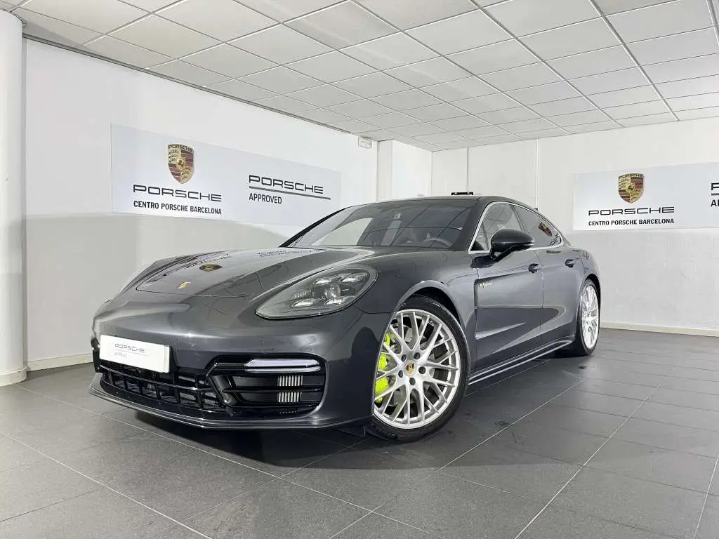 Photo 1 : Porsche Panamera 2019 Hybrid