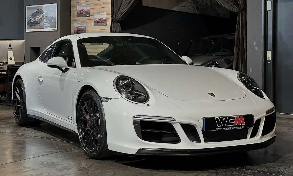 Photo 1 : Porsche 991 2019 Essence