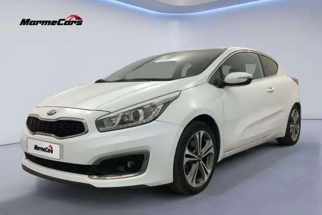 Photo 1 : Kia Ceed 2016 Diesel