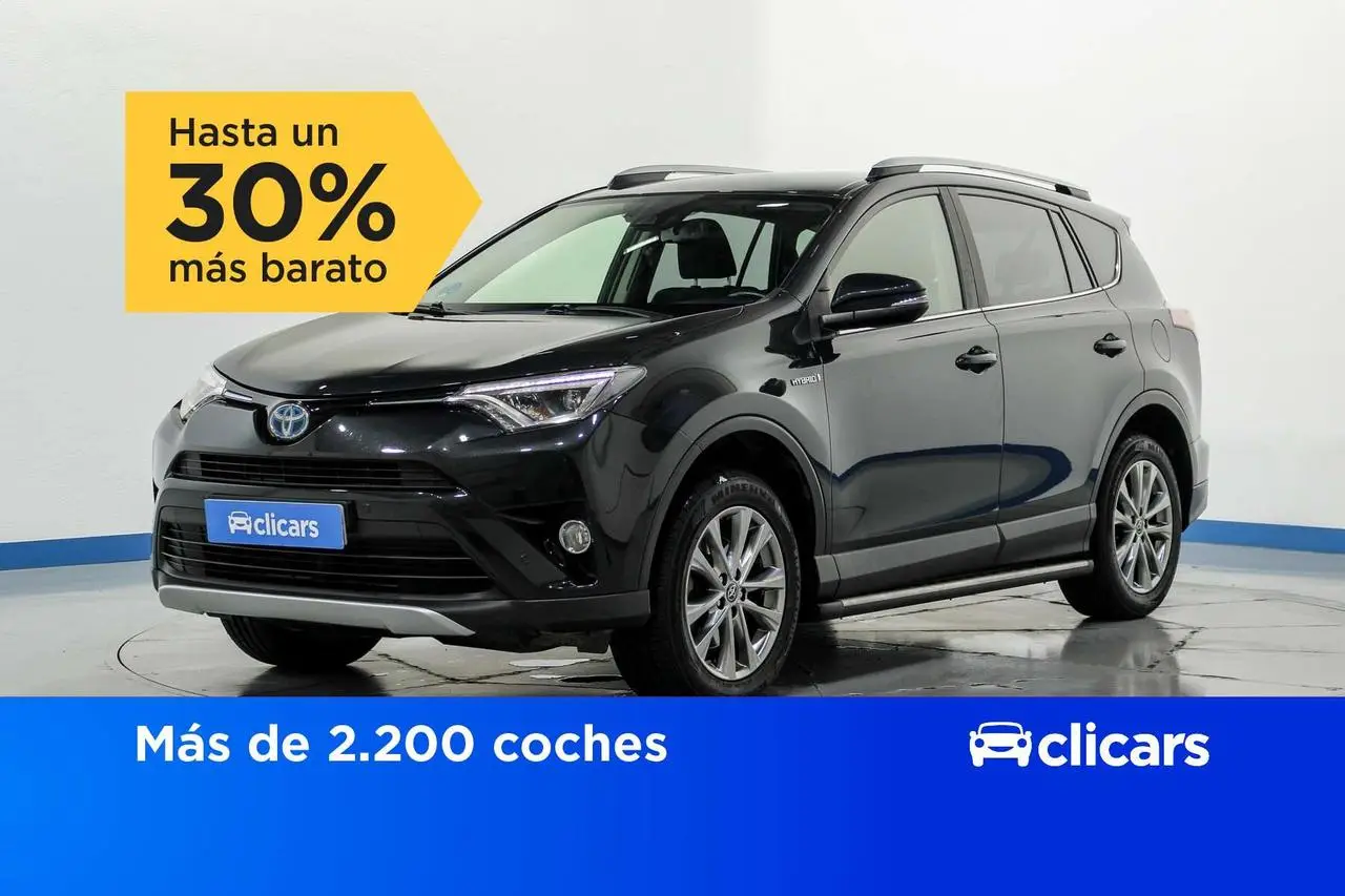 Photo 1 : Toyota Rav4 2016 Hybrid