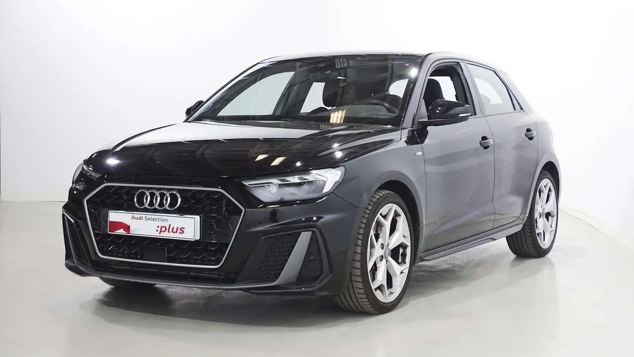 Photo 1 : Audi A1 2019 Essence