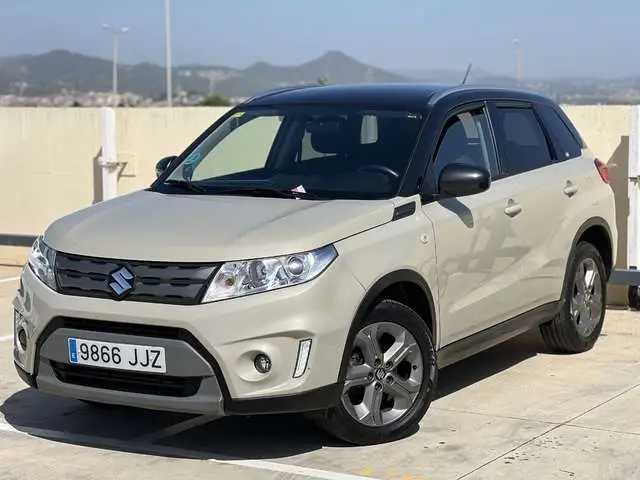 Photo 1 : Suzuki Vitara 2015 Diesel