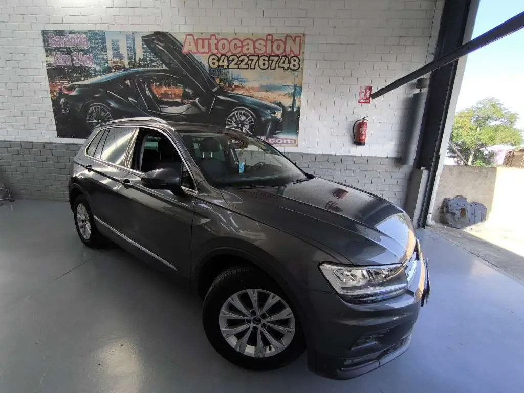 Photo 1 : Volkswagen Tiguan 2020 Diesel