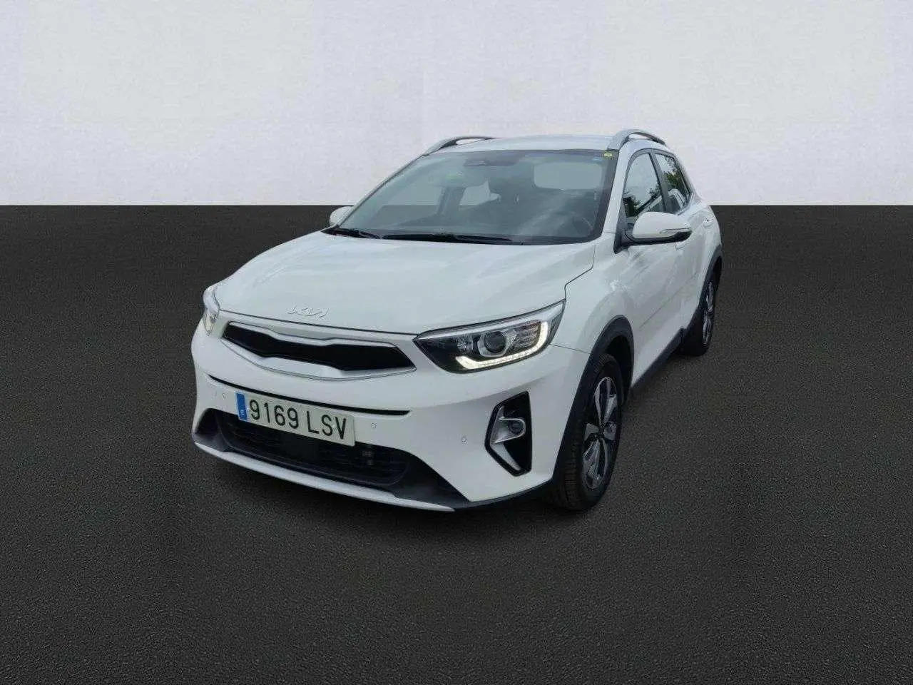 Photo 1 : Kia Stonic 2021 Petrol