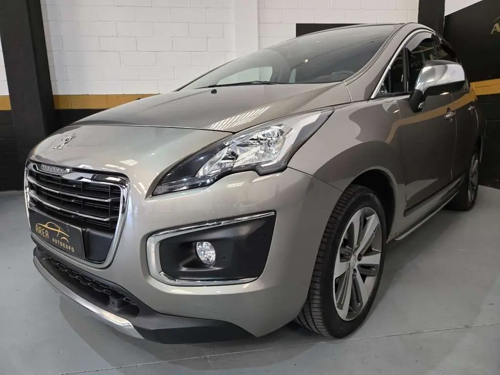 Photo 1 : Peugeot 3008 2016 Diesel