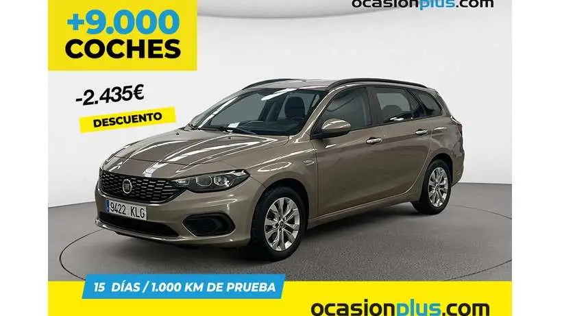 Photo 1 : Fiat Tipo 2018 Petrol