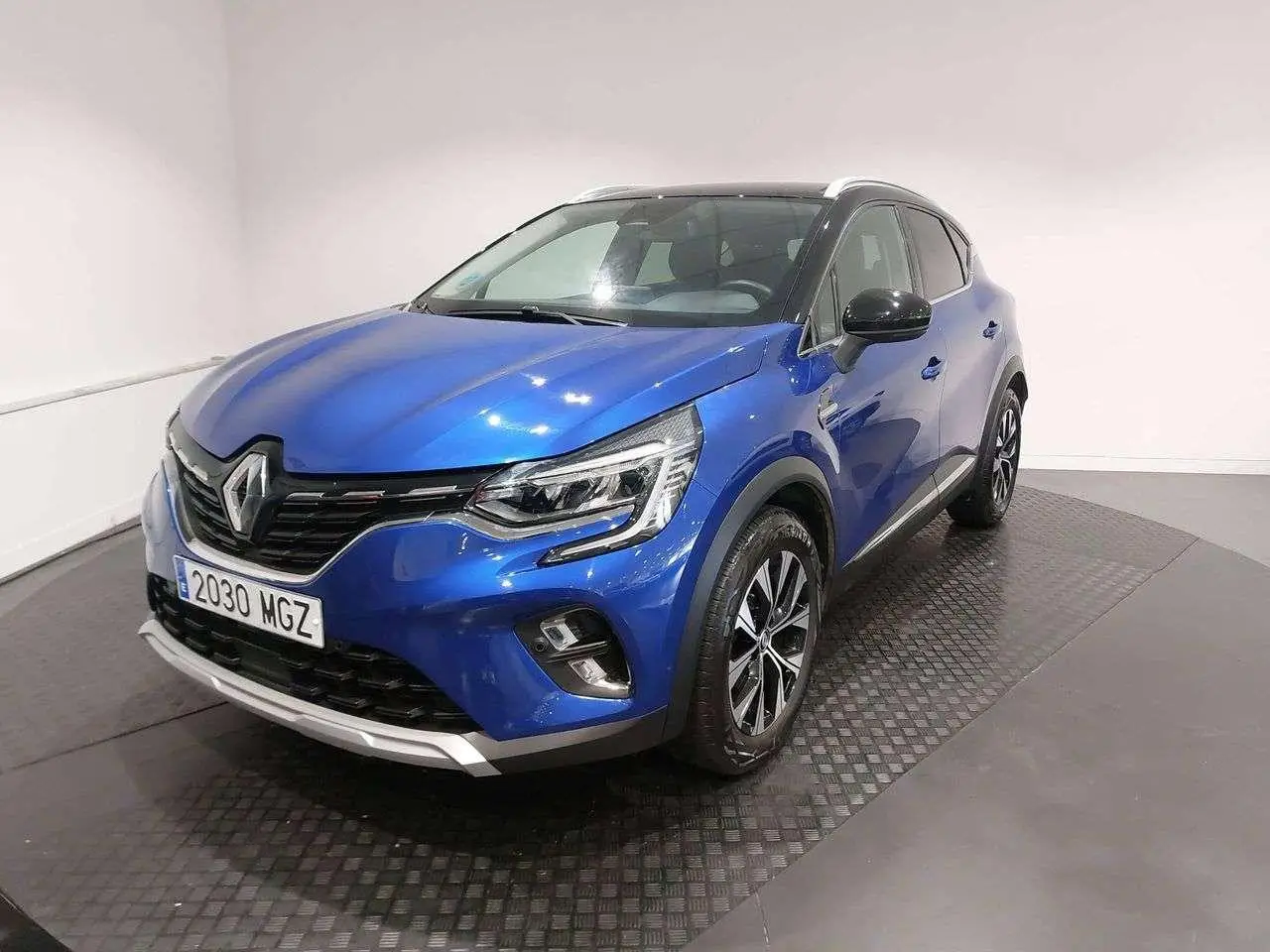 Photo 1 : Renault Captur 2023 Essence