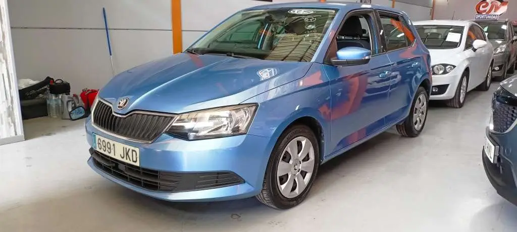 Photo 1 : Skoda Fabia 2015 Essence