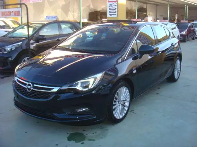 Photo 1 : Opel Astra 2017 Diesel