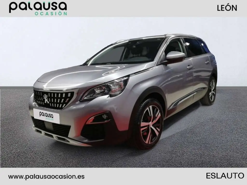 Photo 1 : Peugeot 5008 2020 Diesel