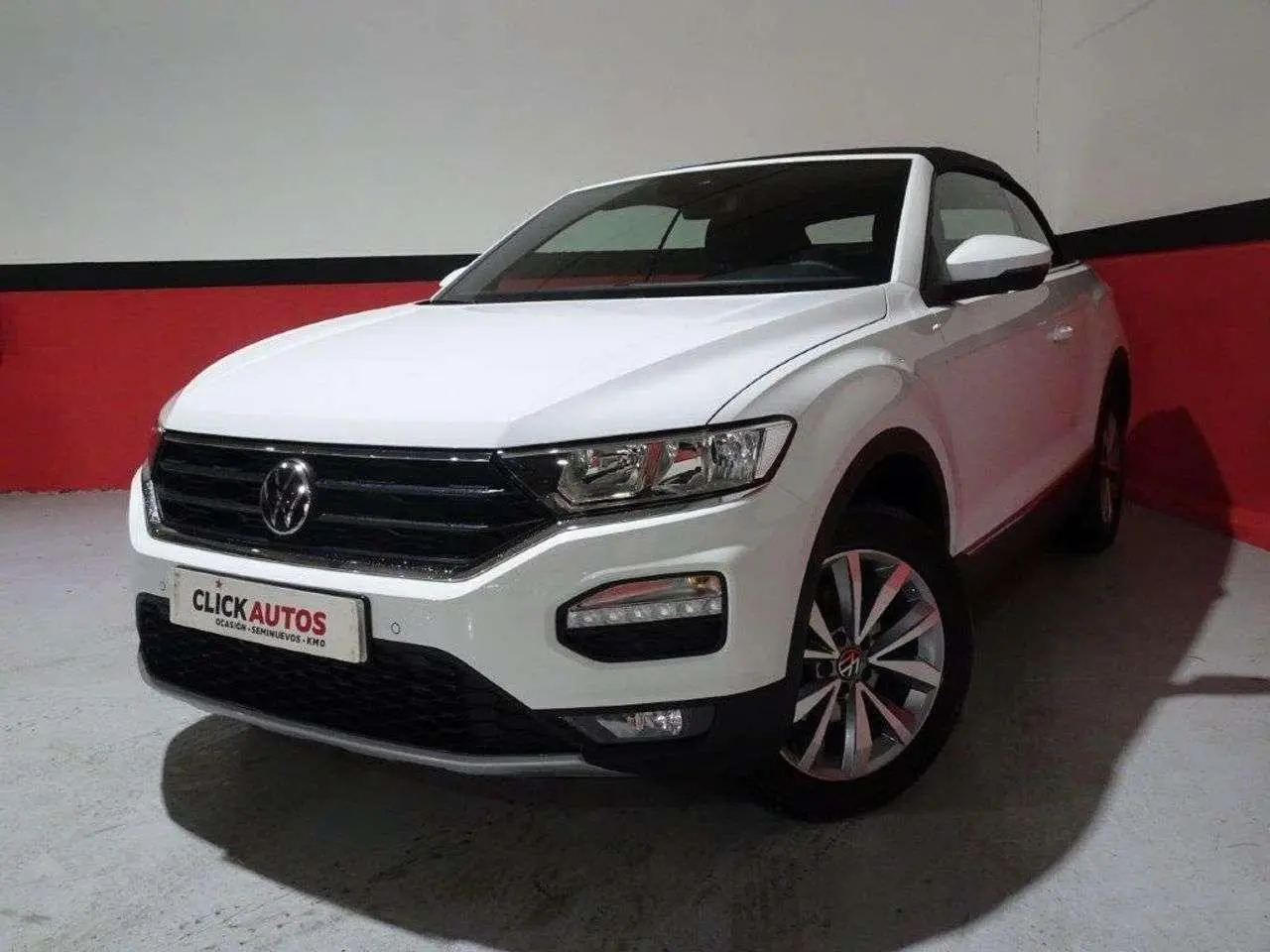 Photo 1 : Volkswagen T-roc 2021 Petrol