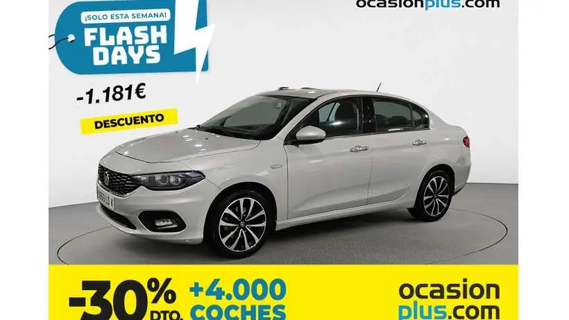 Photo 1 : Fiat Tipo 2019 Petrol