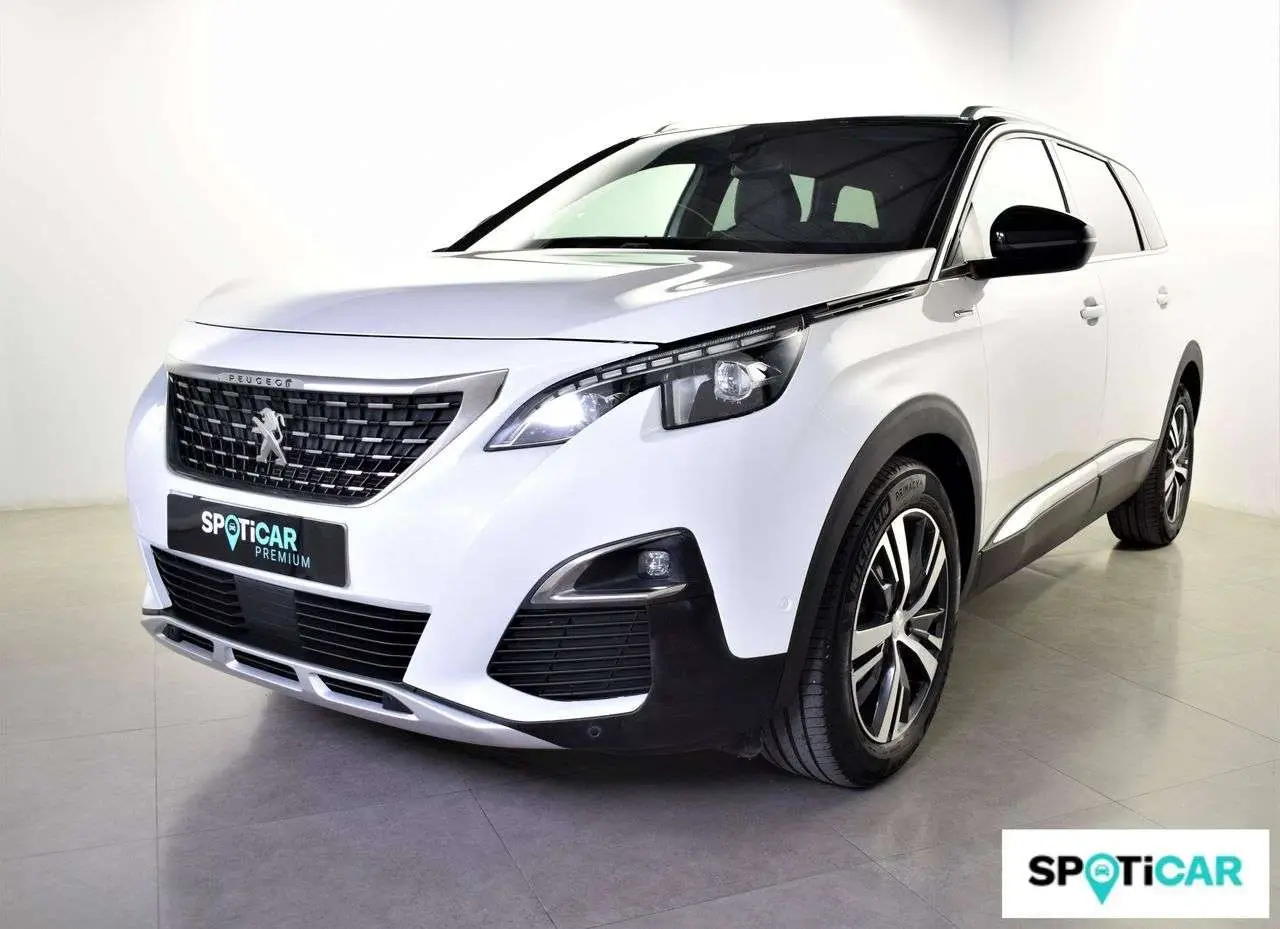 Photo 1 : Peugeot 5008 2018 Diesel