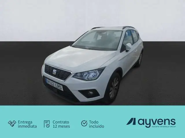 Photo 1 : Seat Arona 2021 Essence