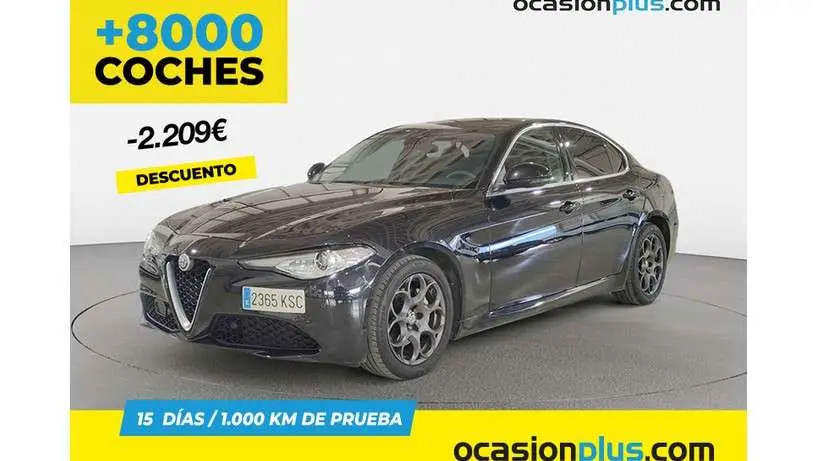 Photo 1 : Alfa Romeo Giulia 2018 Essence