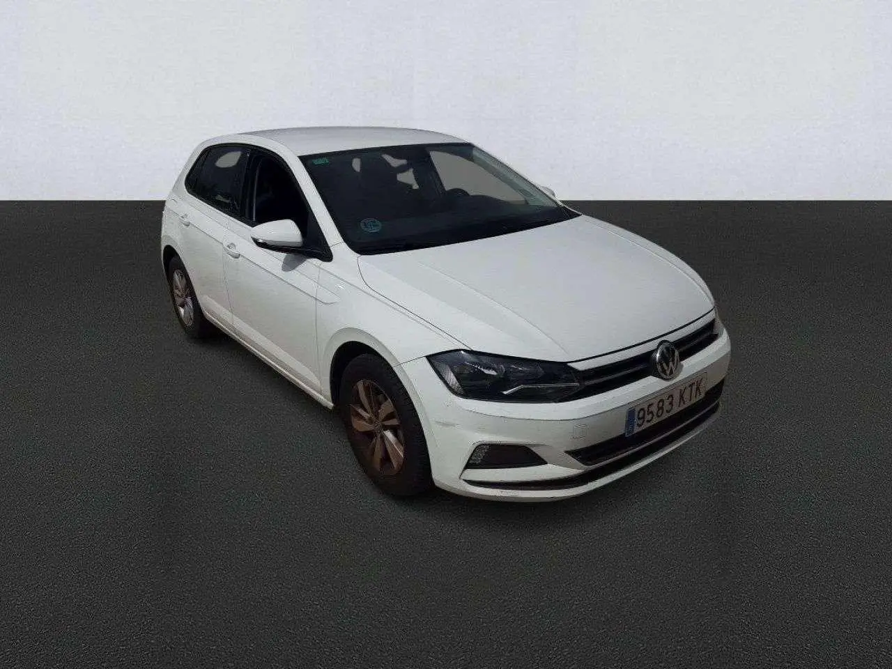 Photo 1 : Volkswagen Polo 2019 Petrol