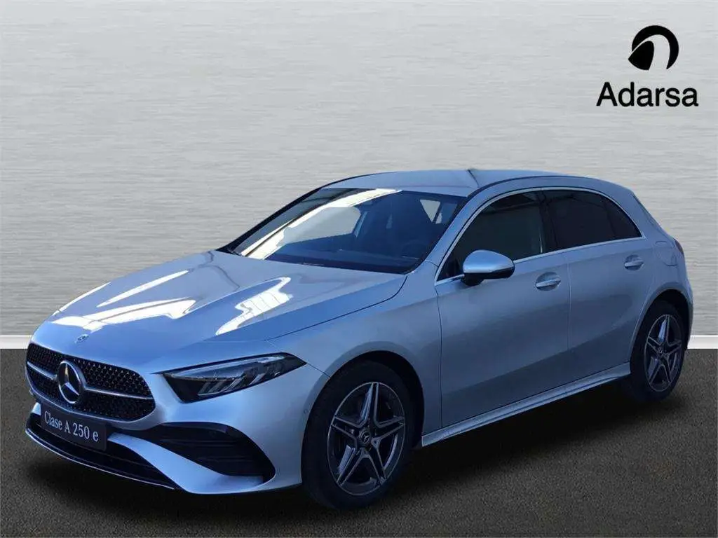 Photo 1 : Mercedes-benz Classe A 2024 Autres