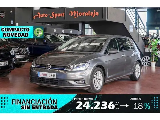 Photo 1 : Volkswagen Golf 2020 Petrol