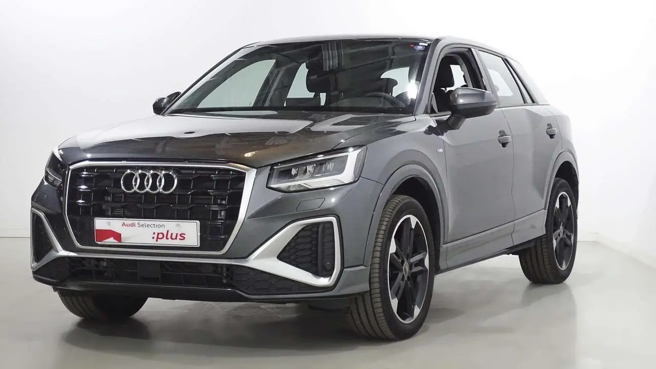 Photo 1 : Audi Q2 2023 Petrol