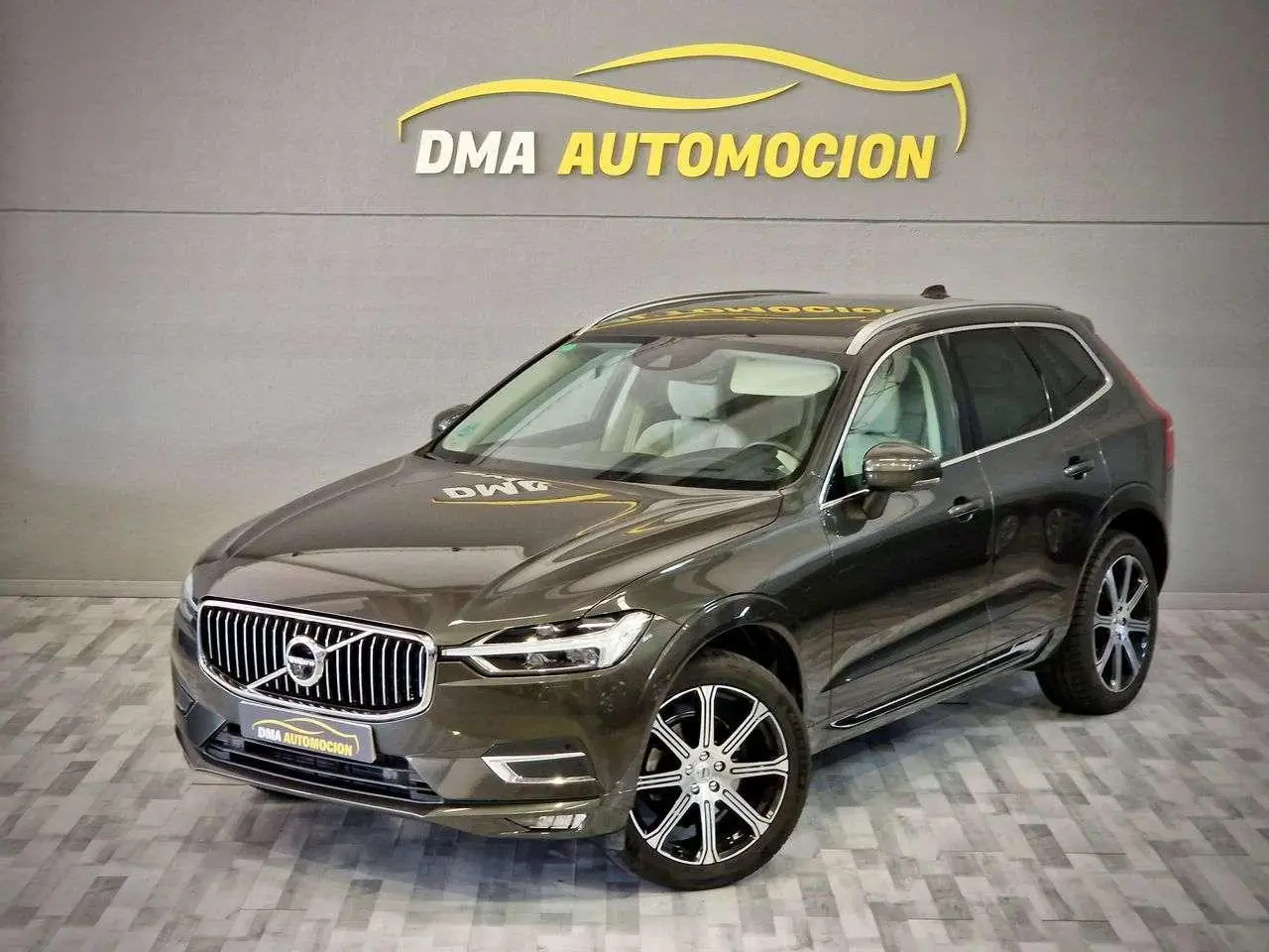 Photo 1 : Volvo Xc60 2019 Diesel