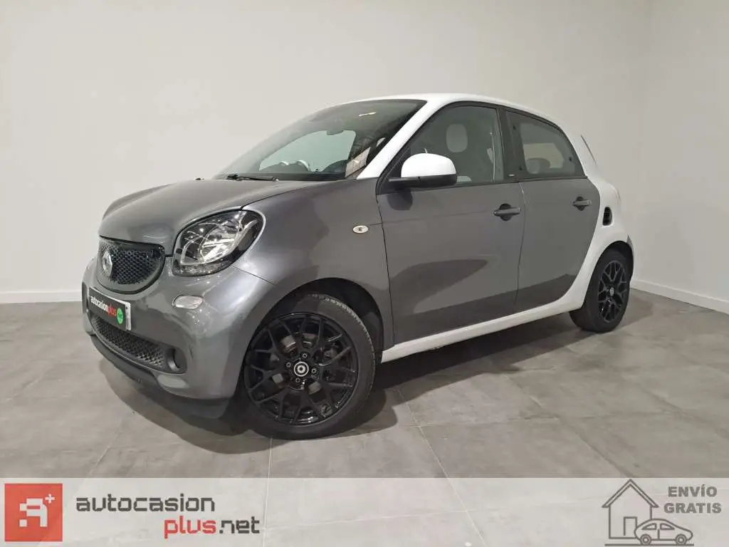 Photo 1 : Smart Forfour 2014 Petrol