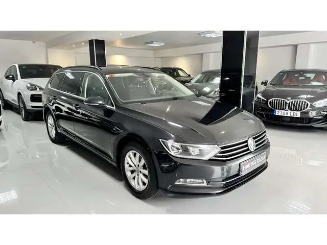 Photo 1 : Volkswagen Passat 2015 Diesel