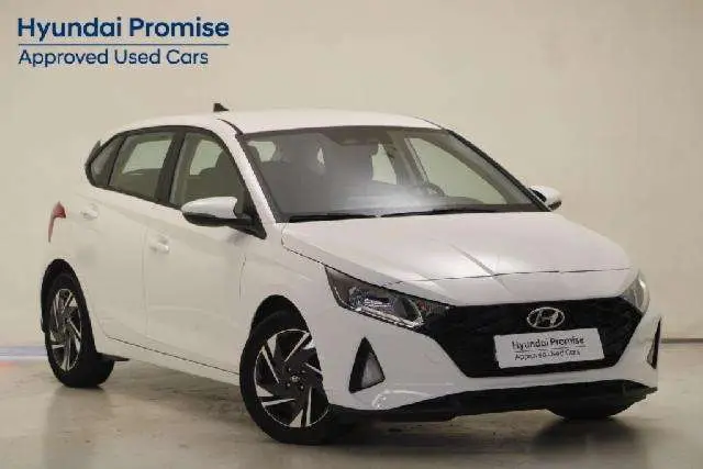 Photo 1 : Hyundai I20 2023 Essence