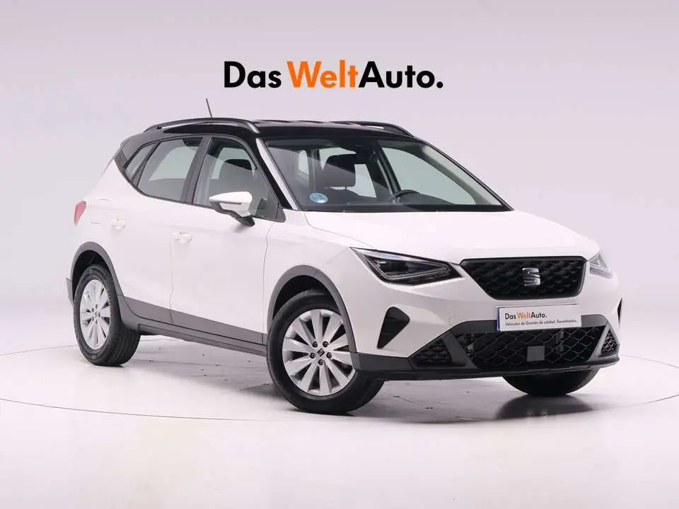 Photo 1 : Seat Arona 2024 Essence