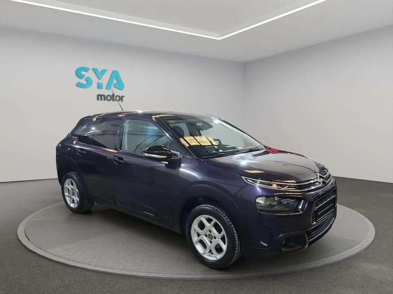 Photo 1 : Citroen C4 2018 Petrol