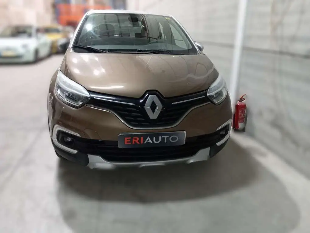 Photo 1 : Renault Captur 2017 Essence