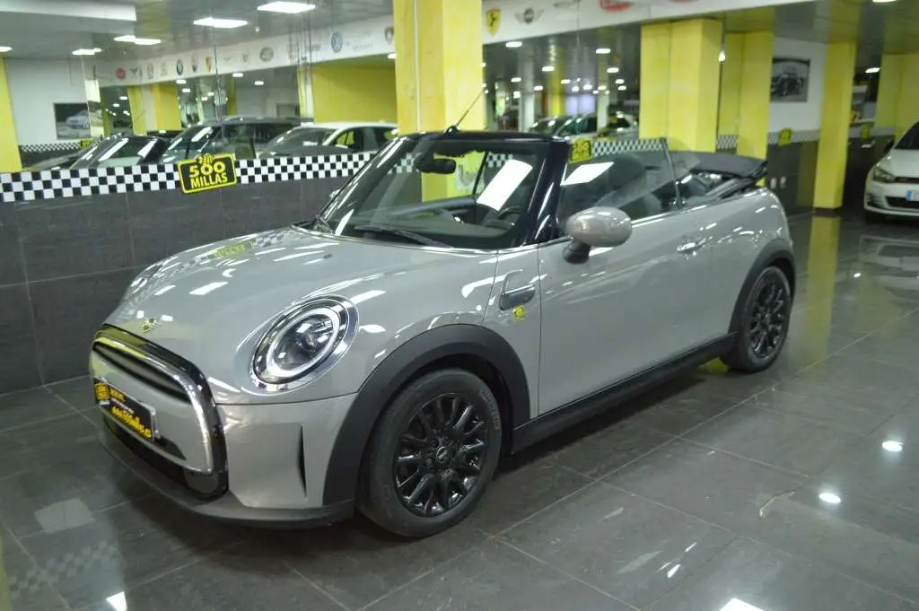 Photo 1 : Mini Cooper 2021 Essence