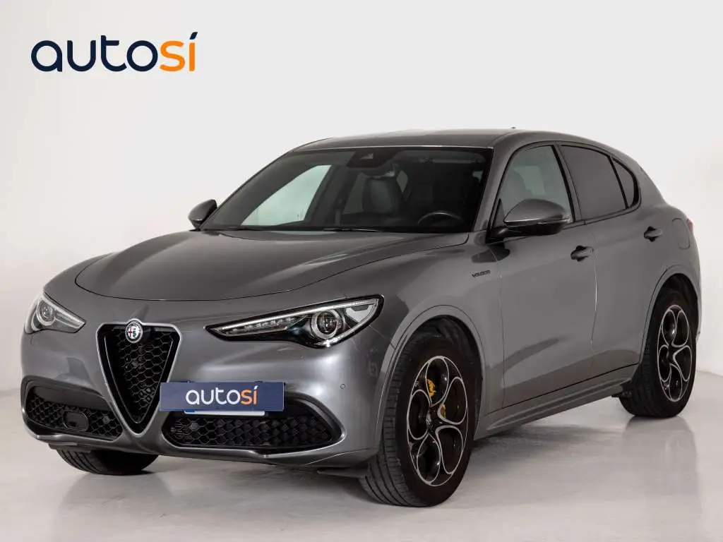 Photo 1 : Alfa Romeo Stelvio 2021 Petrol