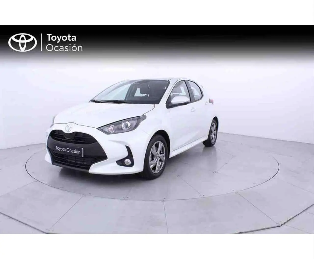 Photo 1 : Toyota Yaris 2024 Hybrid