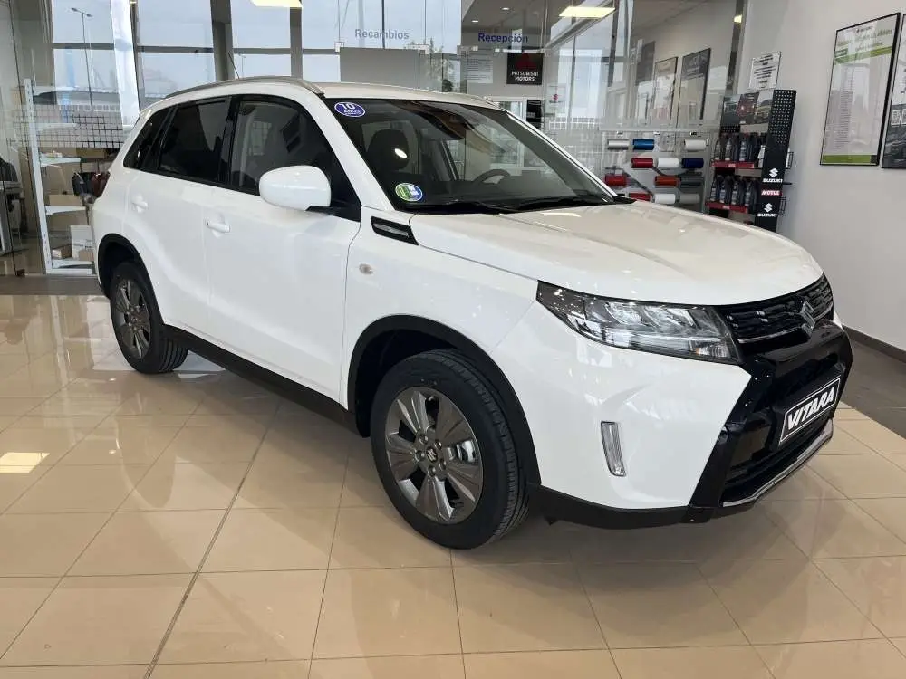 Photo 1 : Suzuki Vitara 2024 Petrol