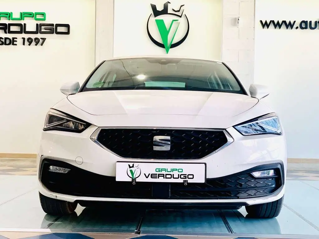 Photo 1 : Seat Leon 2021 Petrol