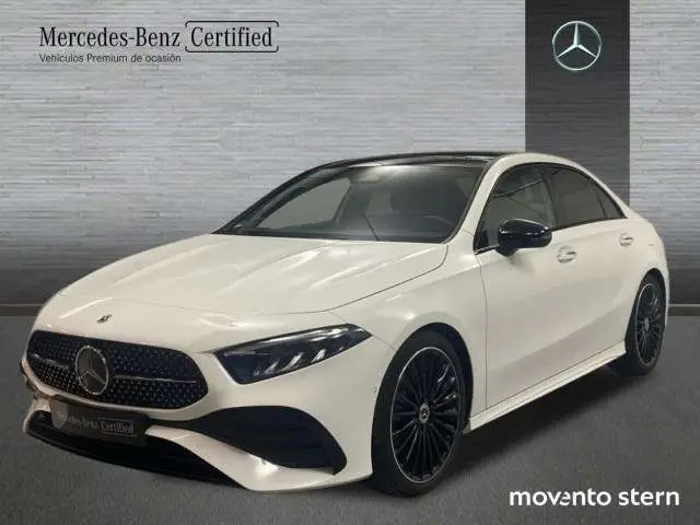 Photo 1 : Mercedes-benz Classe A 2023 Petrol