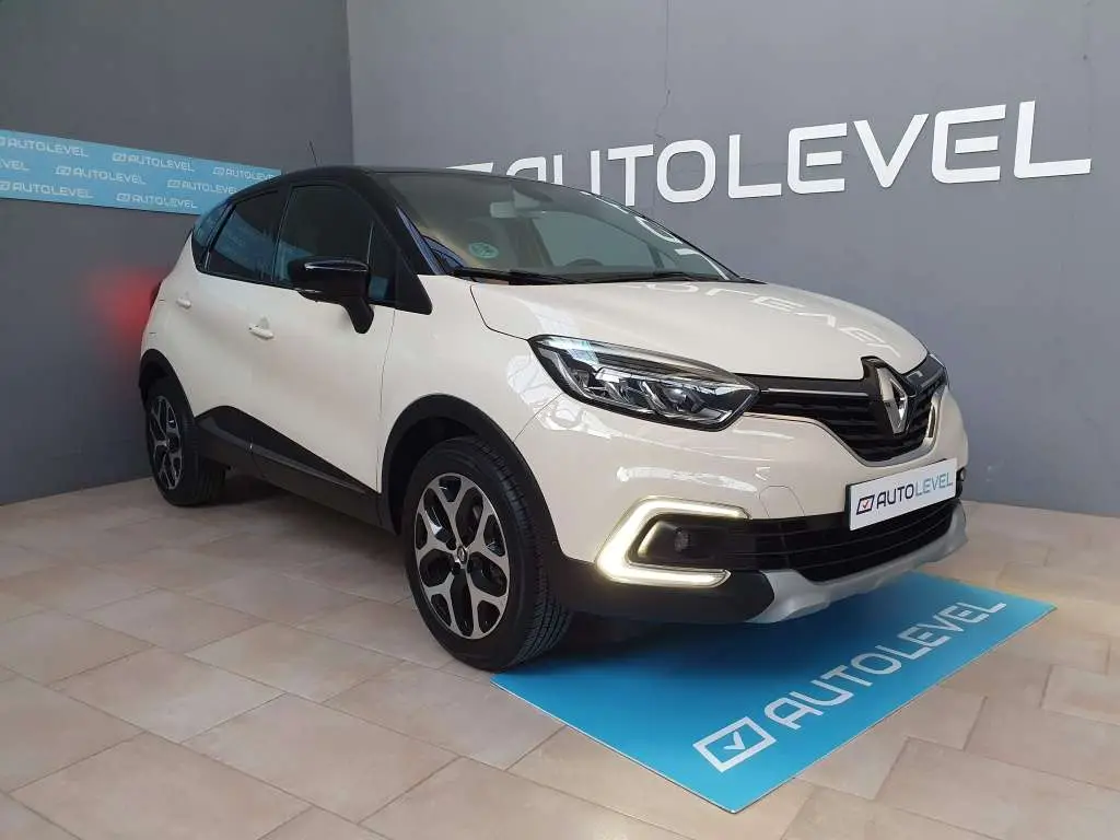 Photo 1 : Renault Captur 2019 Petrol