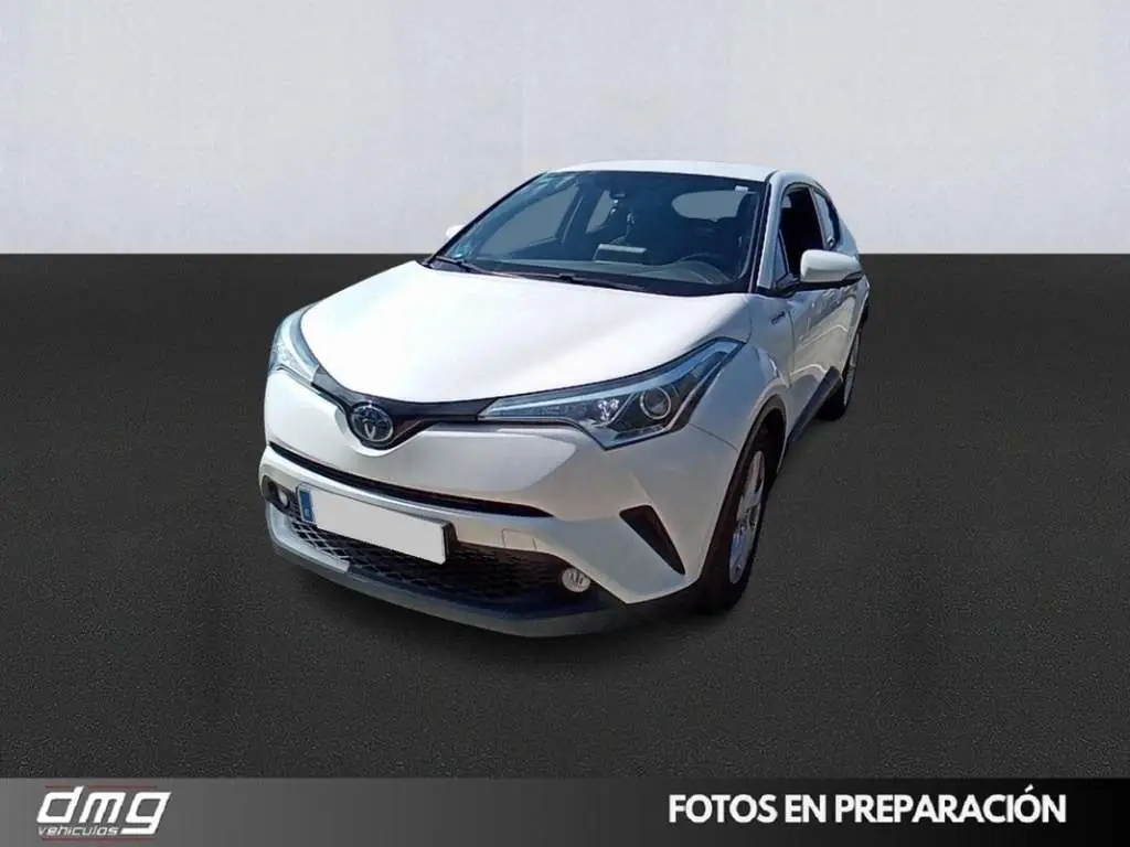 Photo 1 : Toyota C-hr 2019 Hybrid