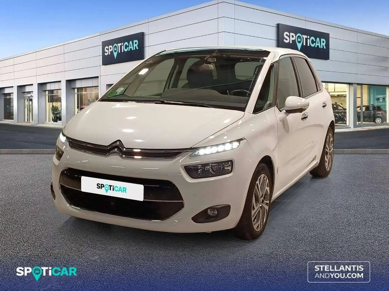 Photo 1 : Citroen C4 2015 Petrol