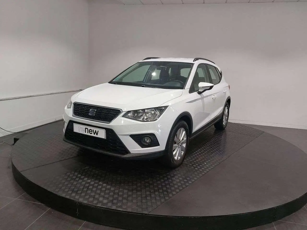 Photo 1 : Seat Arona 2020 Diesel