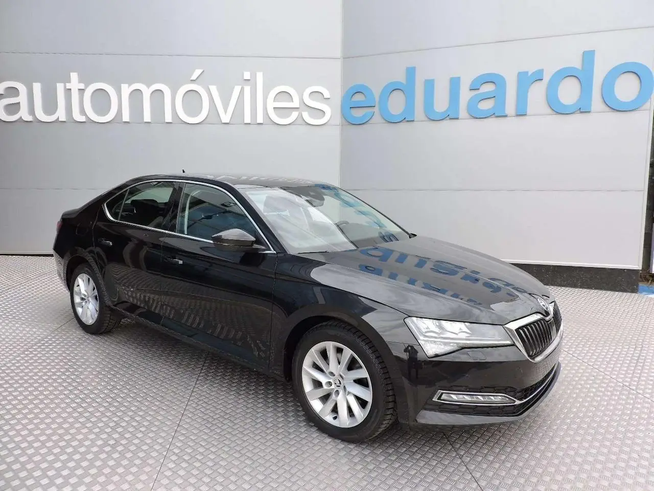 Photo 1 : Skoda Superb 2020 Diesel