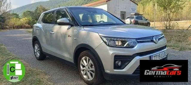 Photo 1 : Ssangyong Tivoli 2020 Essence