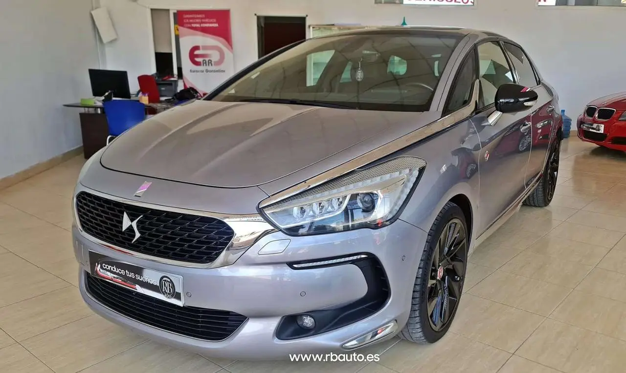 Photo 1 : Ds Automobiles Ds5 2018 Diesel