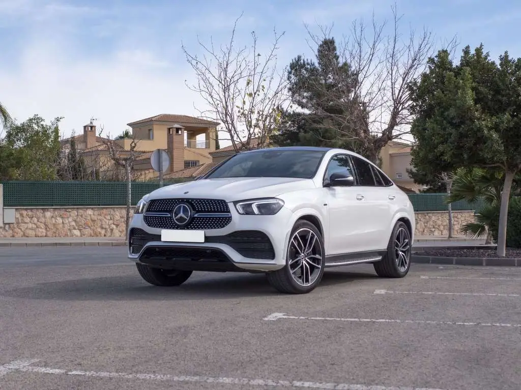 Photo 1 : Mercedes-benz Classe Gle 2021 Hybrid