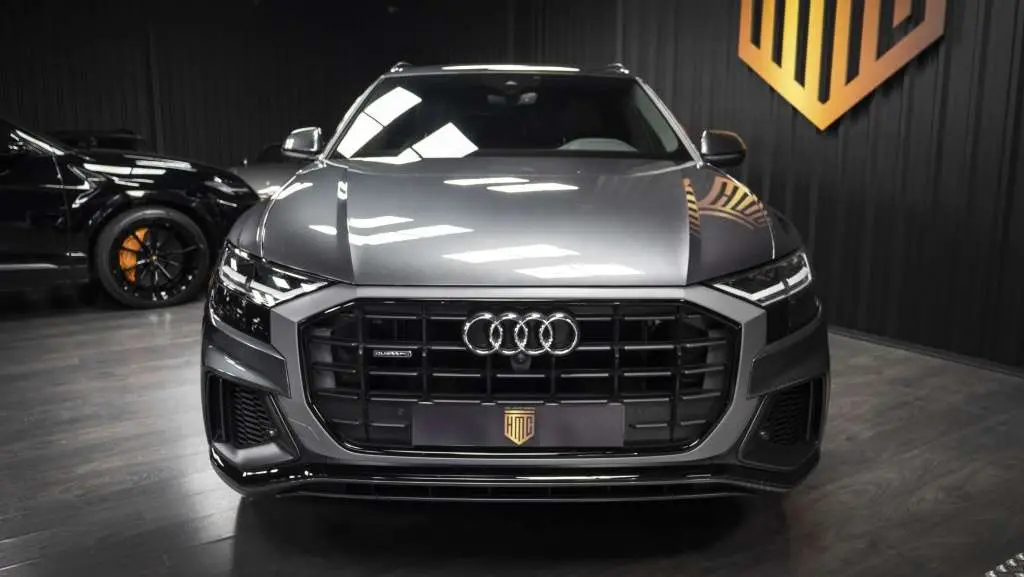 Photo 1 : Audi Q8 2020 Diesel