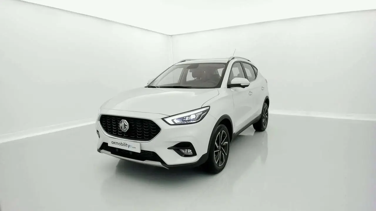 Photo 1 : Mg Zs 2023 Essence