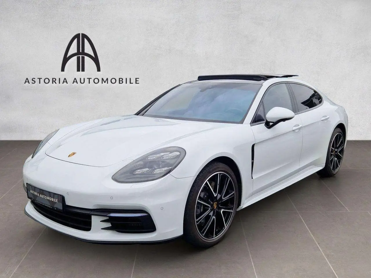 Photo 1 : Porsche Panamera 2019 Non renseigné