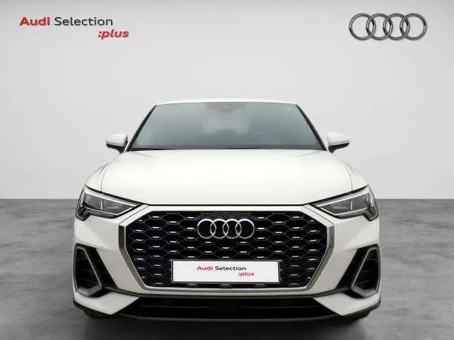 Photo 1 : Audi Q3 2023 Diesel