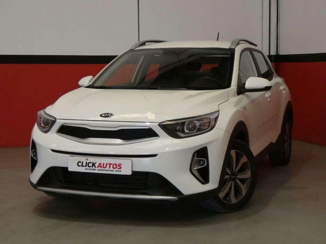 Photo 1 : Kia Stonic 2021 Petrol